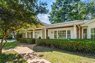 24 Nantucket Ln, Olivette, MO 63132 - Photo 4