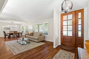 24 Nantucket Ln, Olivette, MO 63132 - Photo 8