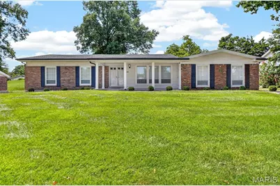 408 Algonquin Drive, Ballwin, MO 63011 - Photo 1