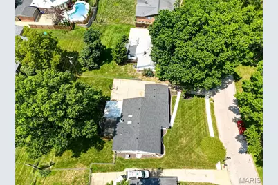 408 Algonquin Drive, Ballwin, MO 63011 - Photo 52
