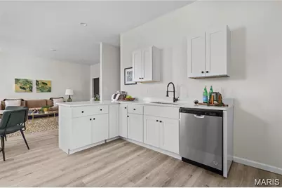3215 Nebraska Avenue, Saint Louis, MO 63118 - Photo 20