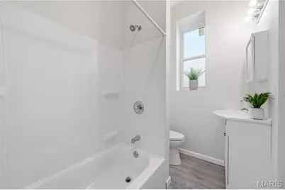 3215 Nebraska Avenue, Saint Louis, MO 63118 - Photo 12