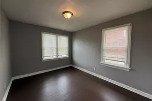 3010 Kemp Dr, Saint Louis, MO 63121 - Photo 8