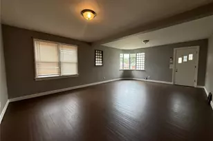 3010 Kemp Dr, Saint Louis, MO 63121 - Photo 4
