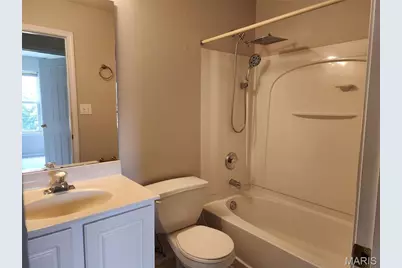 321 Heritage Commons Circle, O'Fallon, MO 63368 - Photo 18