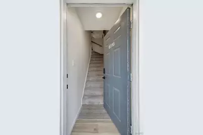 8916 N Swan Circle, Saint Louis, MO 63144 - Photo 2