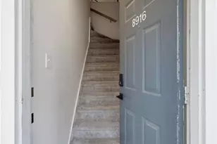 8916 N Swan Cir, Saint Louis, MO 63144 - Photo 2