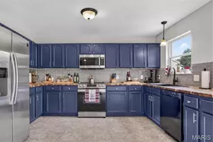 107 Ezekiel Ct, Hillsboro, MO 63050 - Photo 2