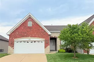 248 Pierce View Cir, Wentzville, MO 63385 - Photo 2