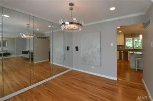 965 Orchard Lakes Dr, Saint Louis, MO 63146 - Photo 10