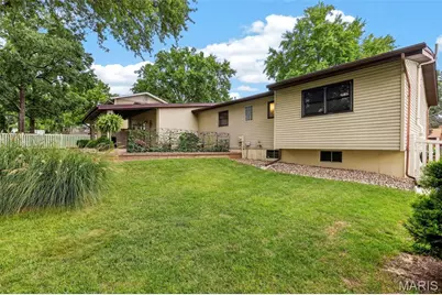 7 Park Charles Boulevard N, Saint Peters, MO 63376 - Photo 8