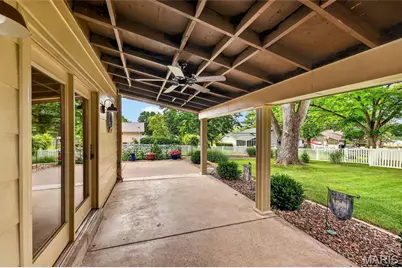 7 Park Charles Boulevard N, Saint Peters, MO 63376 - Photo 20