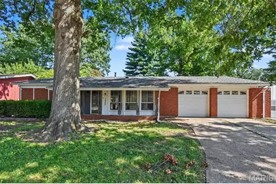 1535 Surf Side Drive, Saint Louis, MO 63138 - Photo 1