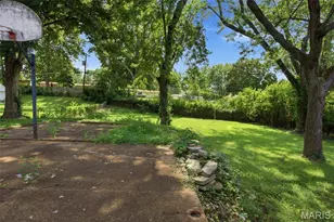 1610 Gallant Fox Dr, Florissant, MO 63033 - Photo 28
