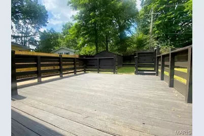 39 Bayview Drive, Ferguson, MO 63135 - Photo 14