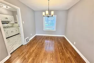 3575 St Joachim Ln, Saint Ann, MO 63074 - Photo 4