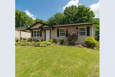 1334 Saint Gregory Lane, Saint Charles, MO 63304 - Photo 4