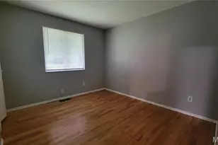 800 Laredo Ave, Spanish Lake, MO 63138 - Photo 10