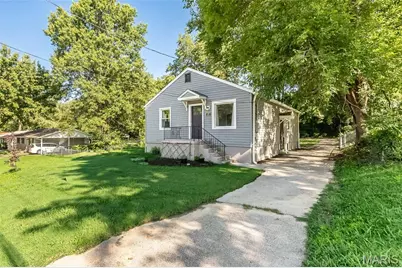 1377 Heydt Avenue, Dellwood, MO 63135 - Photo 2