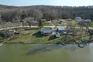 1387 Hartshorn Rd, Hermann, MO 65041 - Photo 2