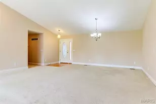 1304 Legacy Pointe Ln, Fenton, MO 63026 - Photo 4