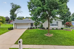 3020 Mockingbird Dr, Saint Charles, MO 63301 - Photo 6