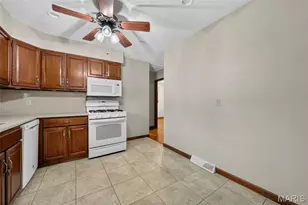 3020 Mockingbird Dr, Saint Charles, MO 63301 - Photo 16