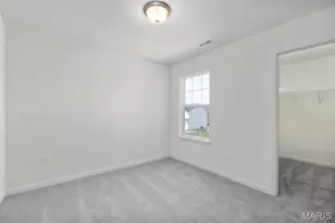 2 Arlington At River Bluffs Meadows, Florissant, MO 63031 - Photo 18