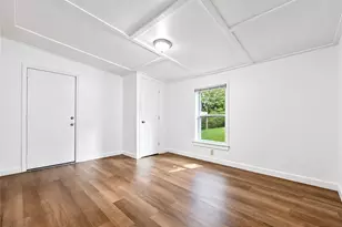 10108 Earl Dr, Saint Louis, MO 63136 - Photo 8