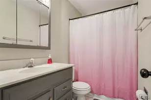 10304 Grant Forest Ln, Saint Louis, MO 63123 - Photo 18