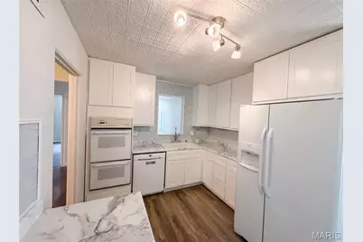 8606 Vasel Avenue, Saint Louis, MO 63123 - Photo 10