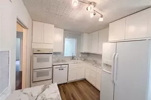 8606 Vasel Ave, Saint Louis, MO 63123 - Photo 10