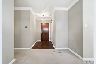 900 S Hanley Road #1D, Clayton, MO 63105 - Photo 4