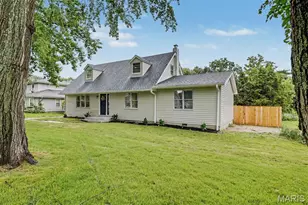 12036 Larimore Rd, Saint Louis, MO 63138 - Photo 2