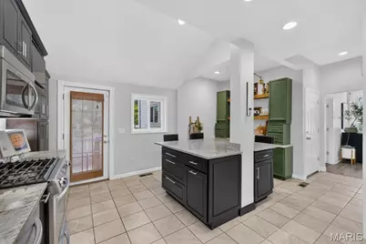 6105 Simpson Avenue, Saint Louis, MO 63139 - Photo 12