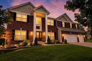 902 Stablefield Ct, Creve Coeur, MO 63141 - Photo 1