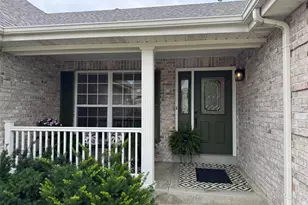 727 Hawk Run Dr, O'Fallon, MO 63368 - Photo 4