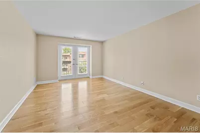 5630 Pershing Avenue #34, Saint Louis, MO 63112 - Photo 4