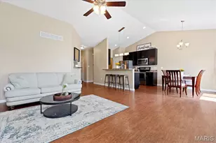 350 Huntleigh Pkwy, Wentzville, MO 63385 - Photo 6