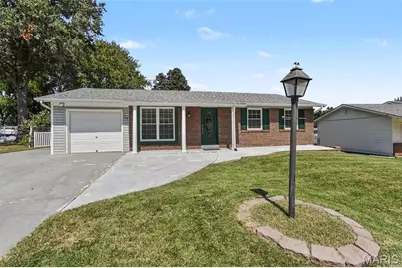 39 Oxbow Road, Saint Peters, MO 63376 - Photo 1