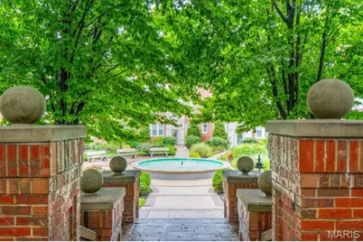 7745 Kingsbury Boulevard #12, Clayton, MO 63105 - Photo 4