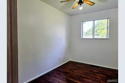 1750 Beverly Drive, Florissant, MO 63031 - Photo 8