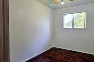 1750 Beverly Dr, Florissant, MO 63031 - Photo 8