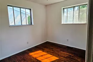 1750 Beverly Dr, Florissant, MO 63031 - Photo 6