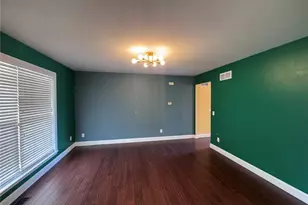 122 Pine Needle Dr, Wentzville, MO 63385 - Photo 2