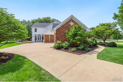 1803 Autumn Glen Court, Chesterfield, MO 63017 - Photo 4