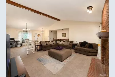 2117 Beam Place, Florissant, MO 63031 - Photo 2