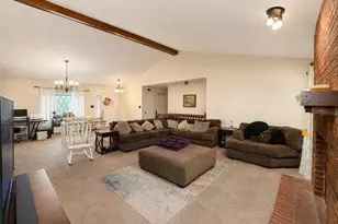 2117 Beam Pl, Florissant, MO 63031 - Photo 2