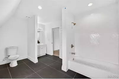 5137 Washington Place, Saint Louis, MO 63108 - Photo 52