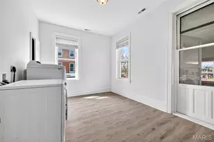 5137 Washington Pl, Saint Louis, MO 63108 - Photo 38